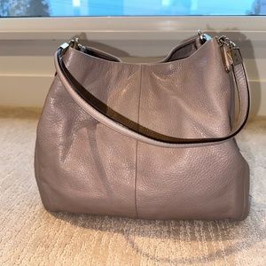 Coach shoulder bag soft lilac leather